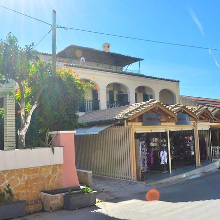 Yannis - Holiday Apartments On Agios Gordios Beach In Corfu Zewnętrze zdjęcie